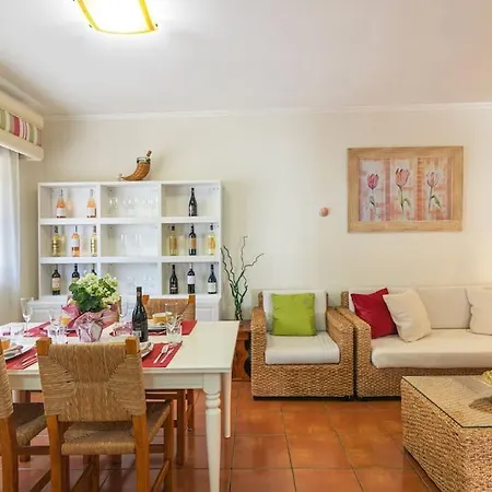 M.m. Holidays T2 * Vilamoura