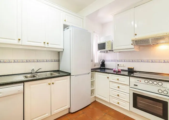 M.m. Holidays T2 Apartamento *